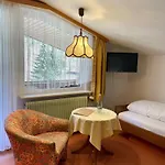 Schwarzwaldhotel Klumpp Hotel Schonmunzach