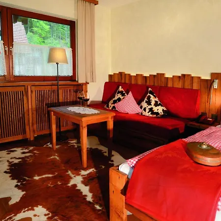 מלון Schwarzwaldhotel Klumpp 3*