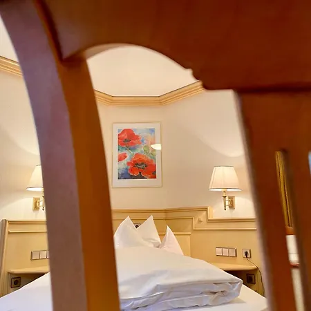 Szálloda Schwarzwaldhotel Klumpp Schonmunzach