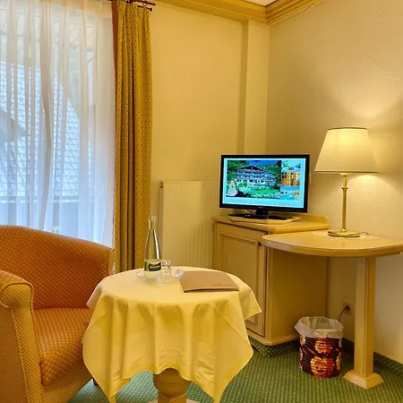 Schwarzwaldhotel Klumpp 3* Schonmunzach